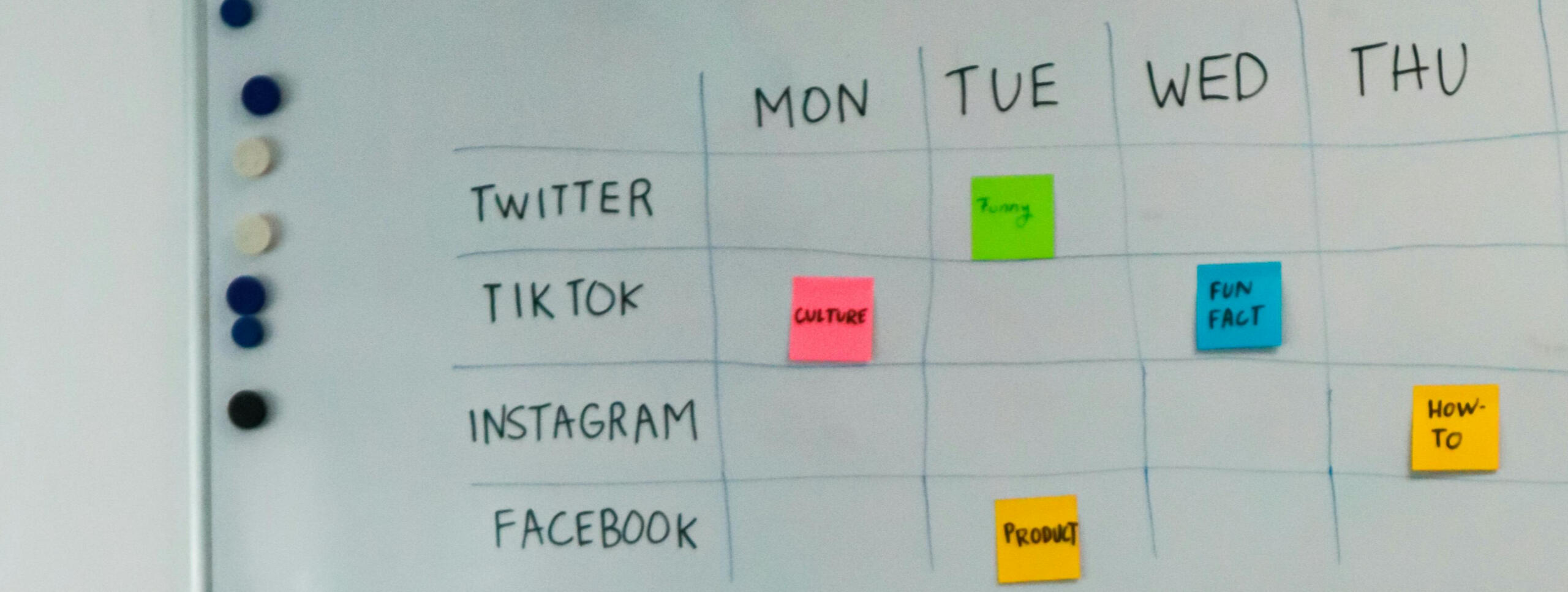 Komunikacijos paslaugos, skaitmeninis marketingas, komunikacijos paslaugos, socialinių tinklų administravimas, marketingo agentū Google Ads reklama, socialinių tinklų valdymas, Meta reklama, turinio kūrimas, B2B marketingas, komunikacijos paslaugos verslui